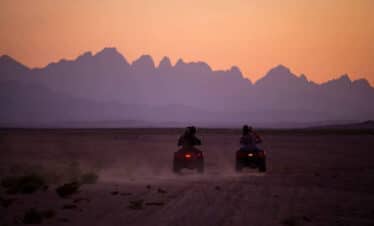Super Safari Hurghada – Desert Adventure with Quad, Jeep & Bedouin Dinner