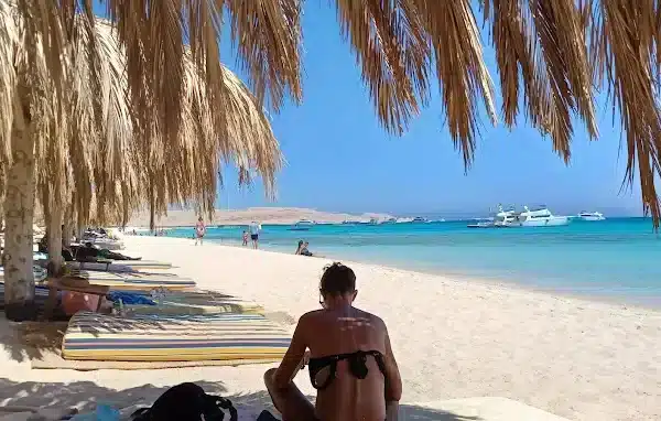 Mahmya Island snorkeling trip from Hurghada with crystal clear water