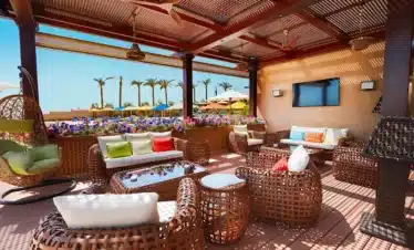 Private boat arriving at Mahmya Island nature reserve in Hurghada